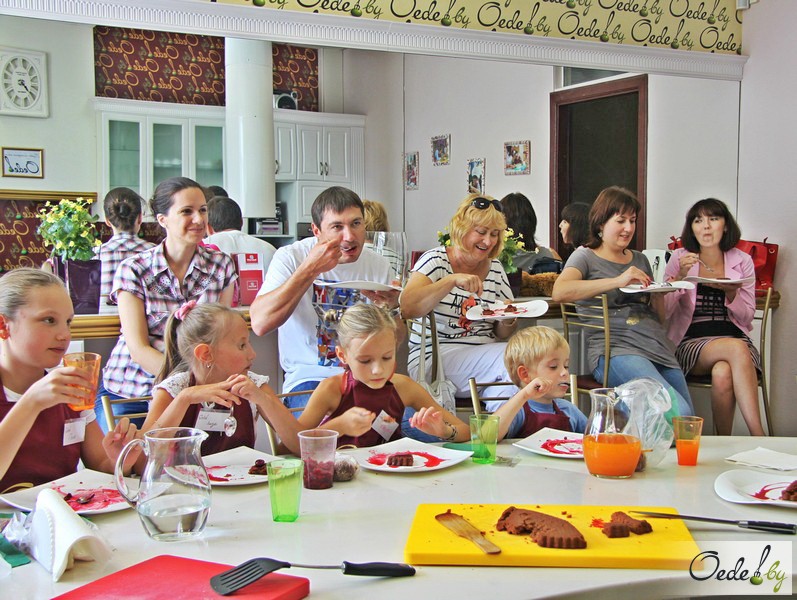 Мастер-класс для детей по приготовлению десертов в Кулинарной школе Oede фото 9
