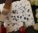 Весной на прилавках появится отечественный сыр «Рокфор»