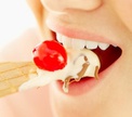 Как еда влияет на здоровье наших зубов? Интервью со стоматологом от Oede.by.