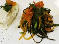 Судак фаршированный рикоттой и базиликом с жульеном из овощей под белым соусом от Иньяцио Роза