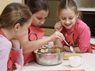 14 января в Кулинарной школе-студии Oede прошел мастер-класс: «Готовим вместе с детками»