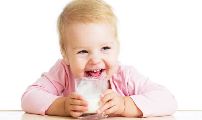 Детское питание: прикармливаем кисломолочными продуктами