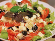 Греческий салат "А-ля хориатики"